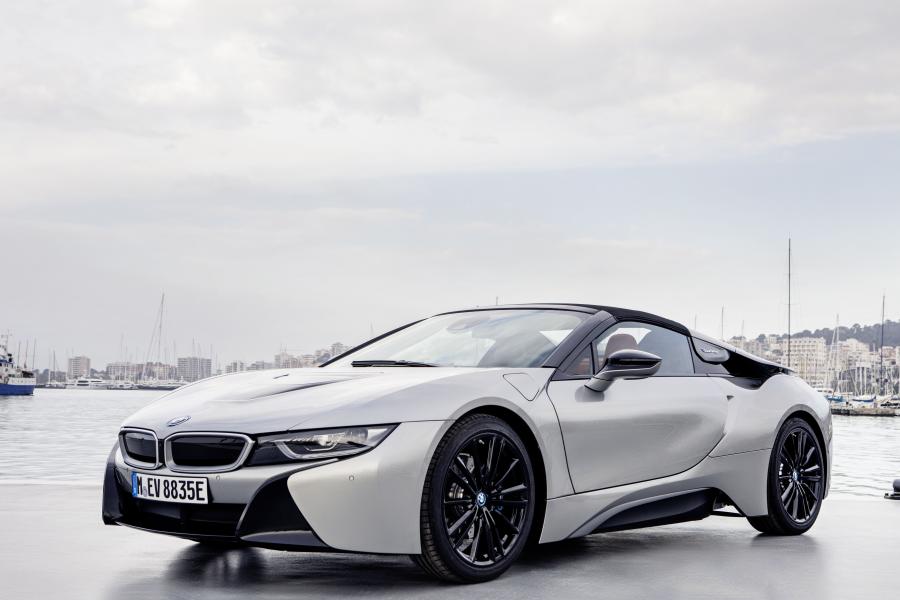  BMW i8 Roadster (I15) 2018 года  (WW) (фото 133 из 198)